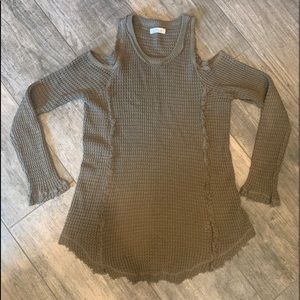Elan brand cotton cold shoulder pullover sweater